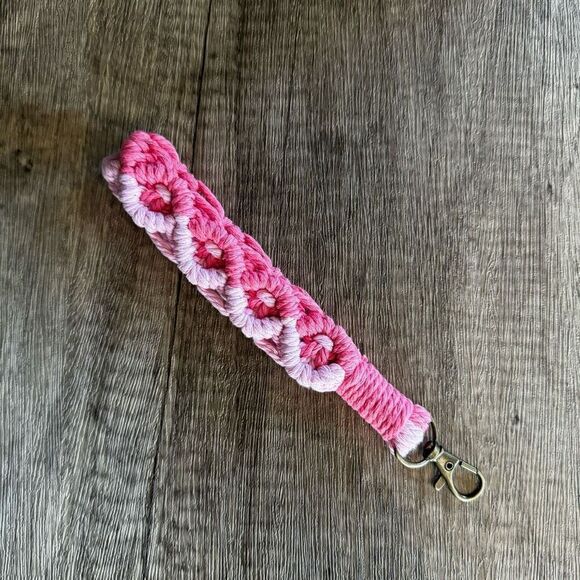 Pink Macrame Keychain Purse Charm Key Chain  NEW FAST SHIP - Picture 1 of 4